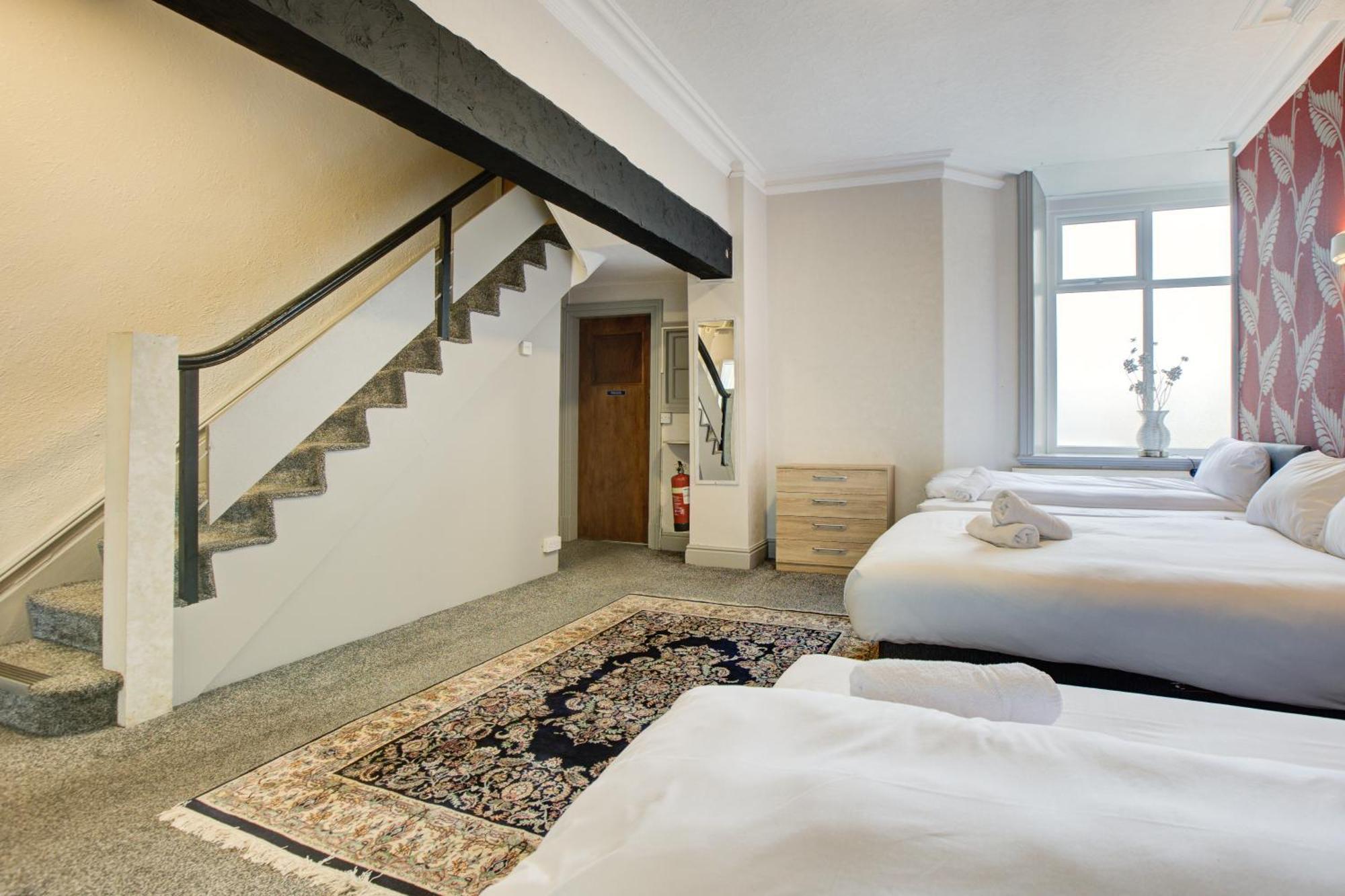 The Sandringham Court Hotel & Apartment Welcoming Large And Small Groups For 15 Years Blackpool Zewnętrze zdjęcie