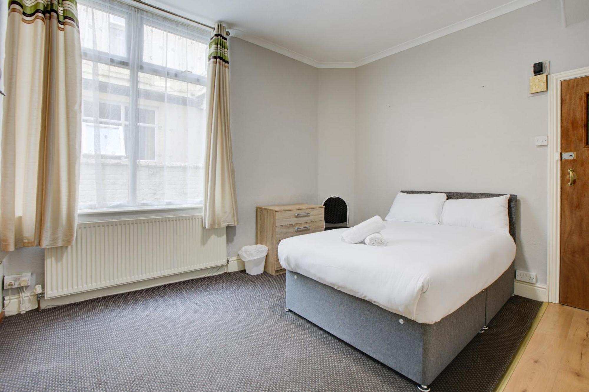 The Sandringham Court Hotel & Apartment Welcoming Large And Small Groups For 15 Years Blackpool Zewnętrze zdjęcie