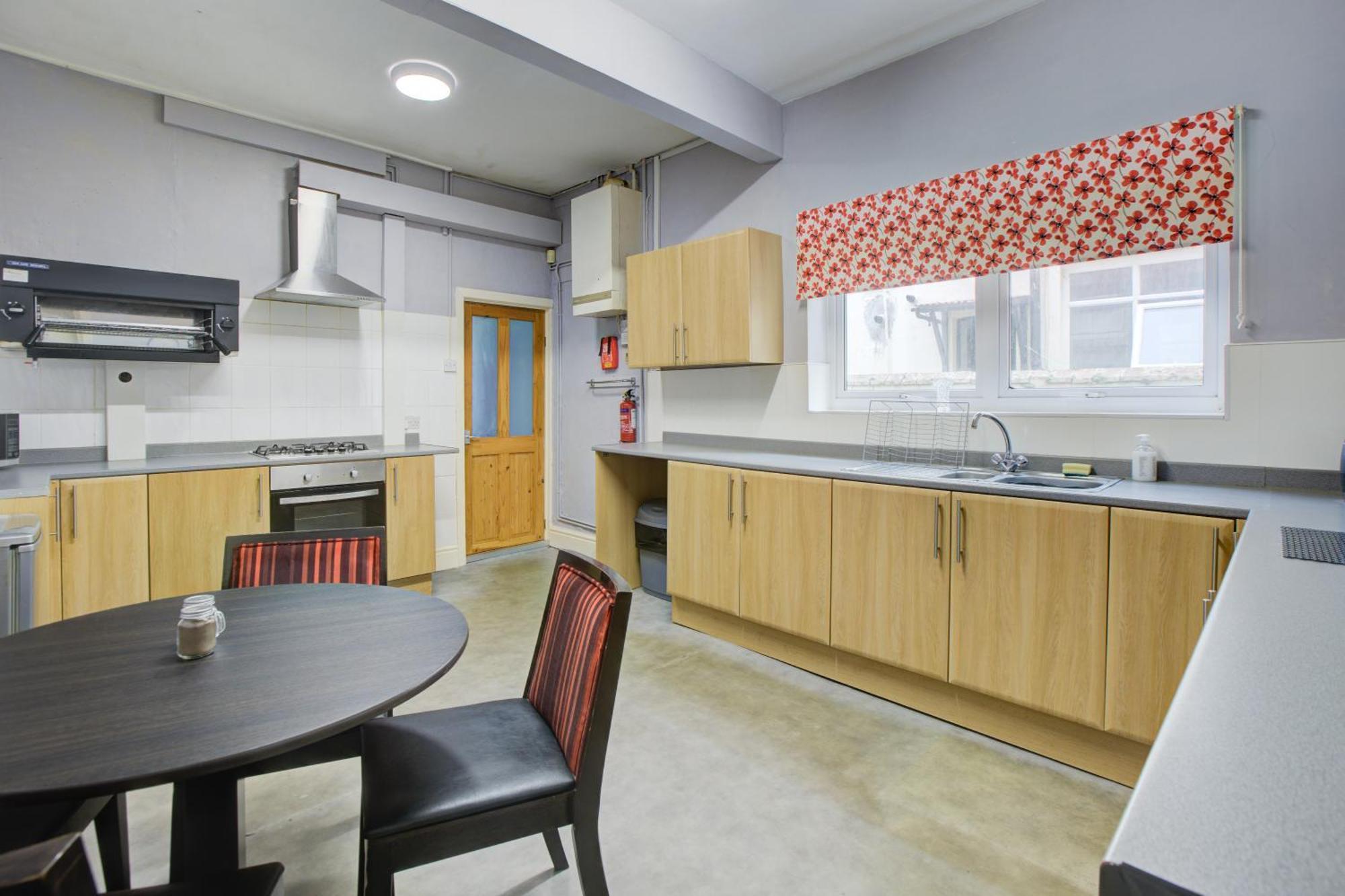 The Sandringham Court Hotel & Apartment Welcoming Large And Small Groups For 15 Years Blackpool Zewnętrze zdjęcie