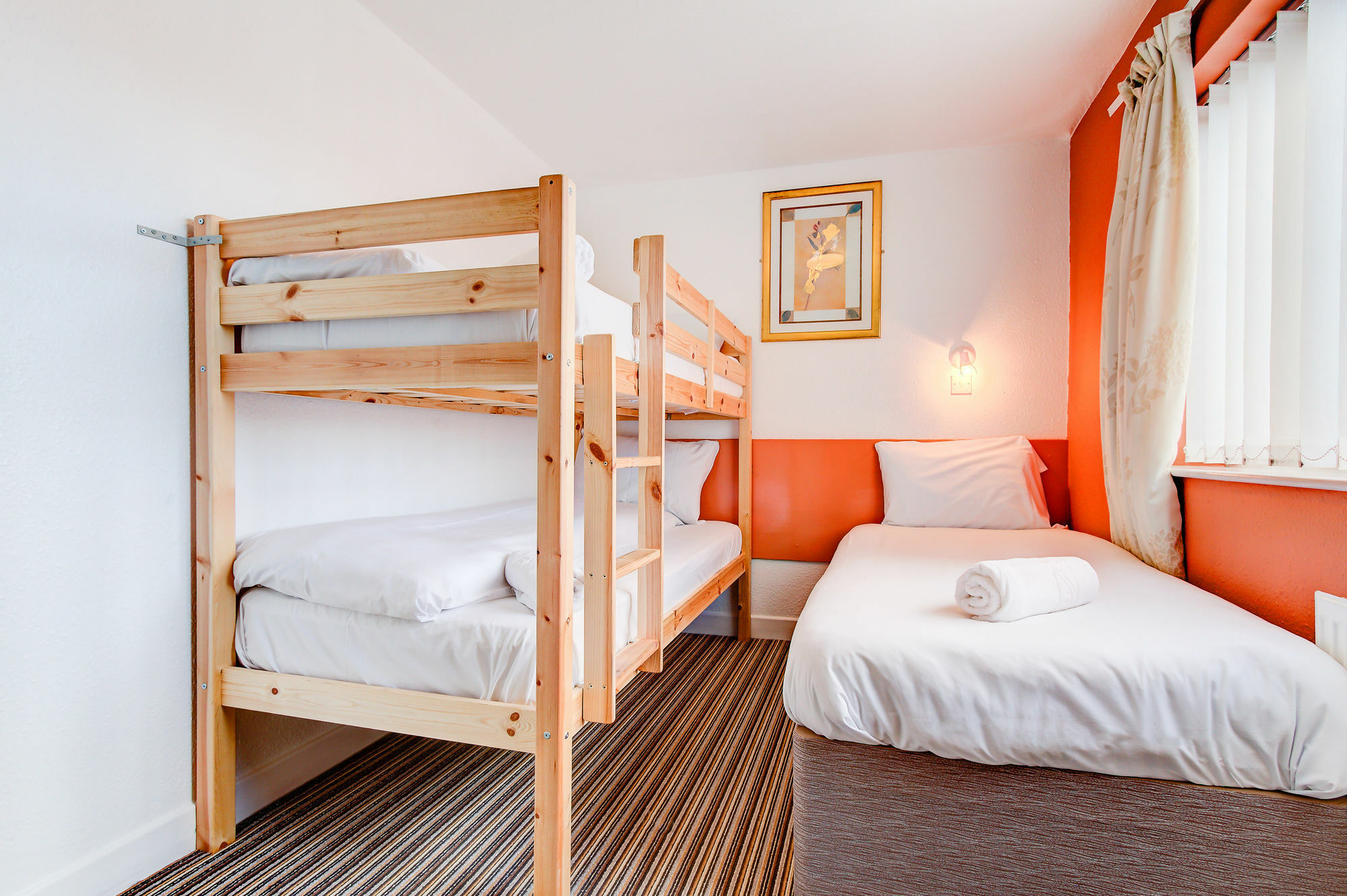 The Sandringham Court Hotel & Apartment Welcoming Large And Small Groups For 15 Years Blackpool Zewnętrze zdjęcie