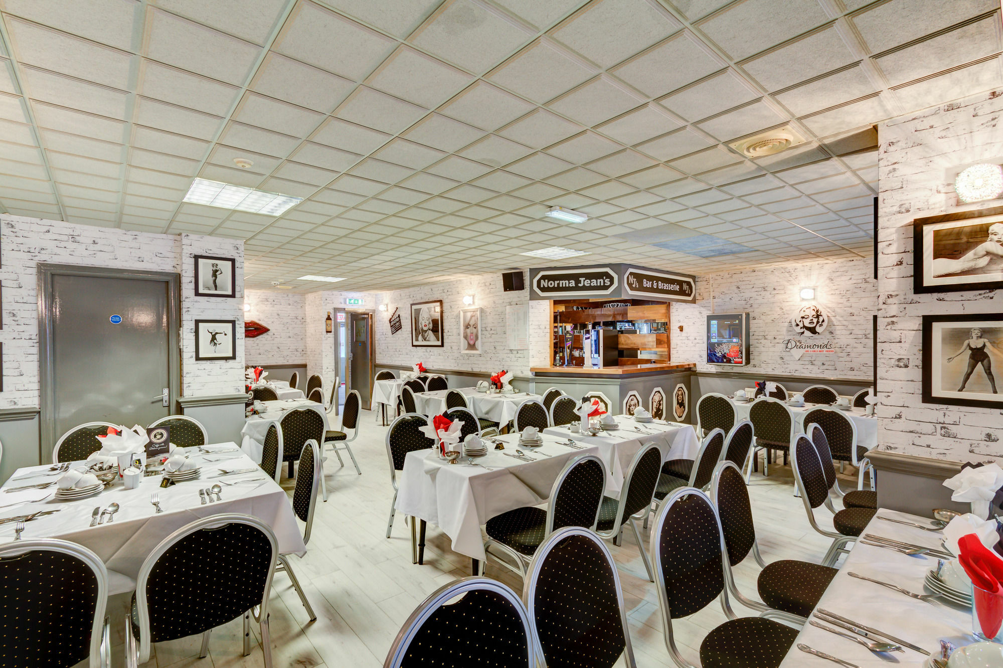 The Sandringham Court Hotel & Apartment Welcoming Large And Small Groups For 15 Years Blackpool Zewnętrze zdjęcie